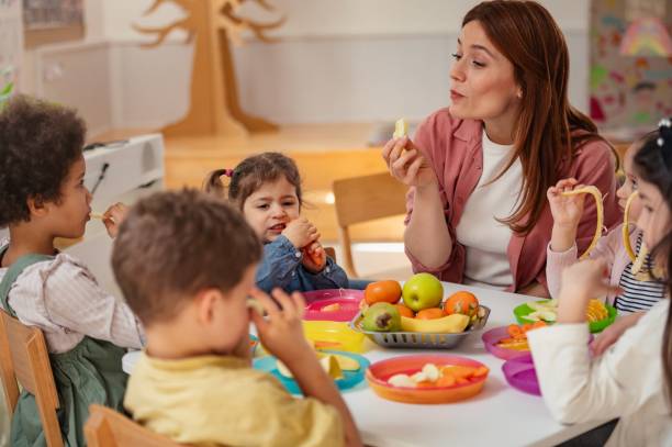 reconversion métiers petite enfance