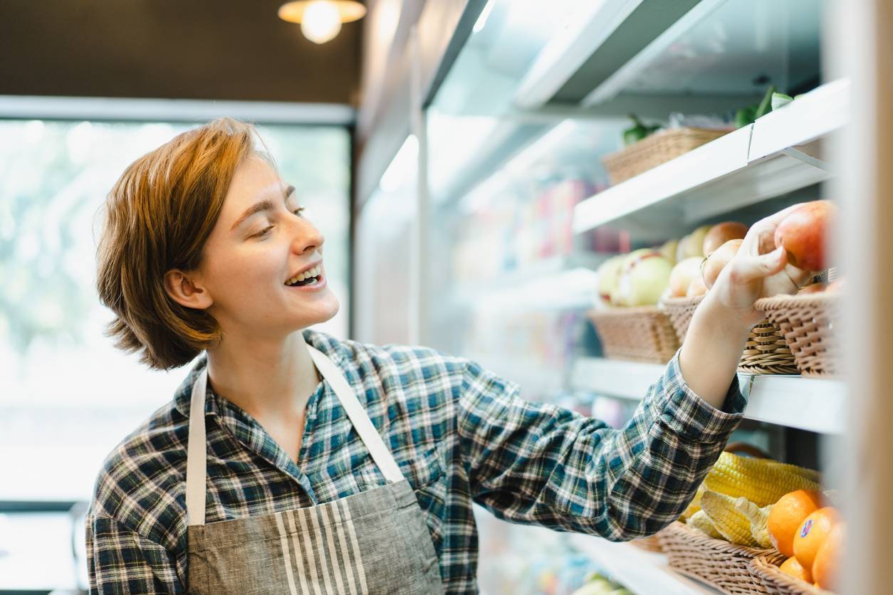 étiquetage produits magasin porte-étiquette